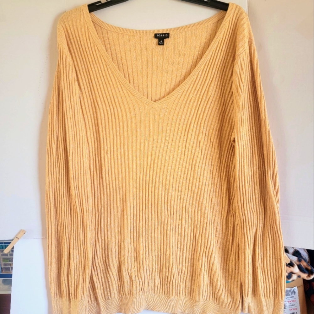 Torrid Heathered Yellow lightweight long sleeve shirt
